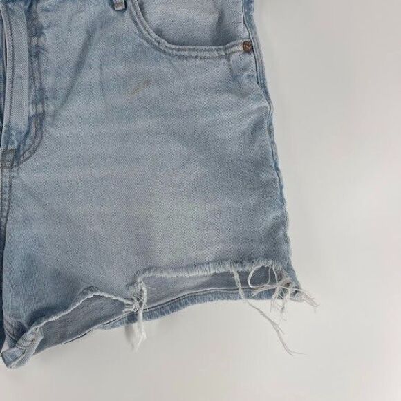 AMERICAN EAGLE Strigid Relaxed Fit Jean Shorts SIZE 14 Distressed Light Wash - Picture 3 of 9